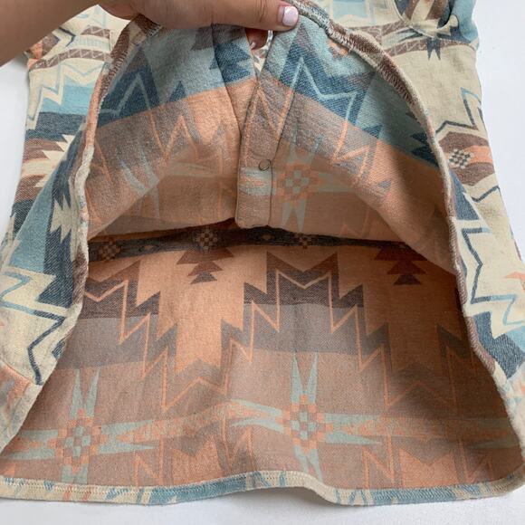 Outback Shirt Womens S Small Sand Brianna Aztec Flannel Pearl Snap Button Top - Picture 11 of 16